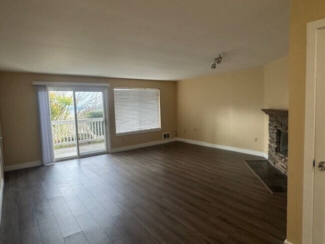 Building Photo - Hazel Dwellings, LLC