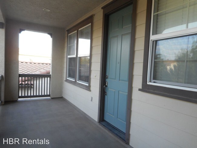 Building Photo - 653 W Privado Way
