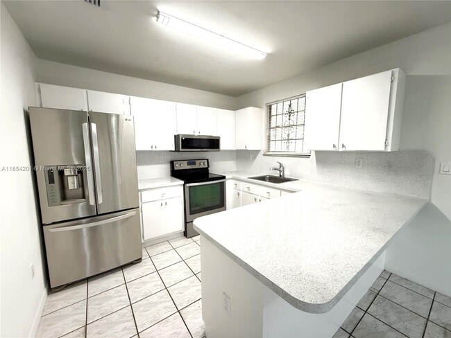 Building Photo - 10273 NW 25th Ave