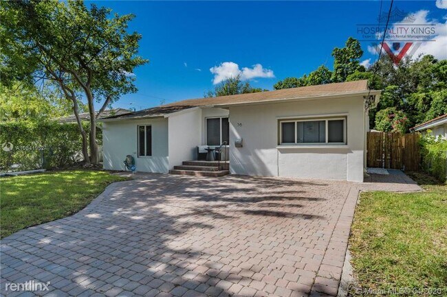 Foto del edificio - 3 br, 2 bath House - 36 SW 27th Rd # 0