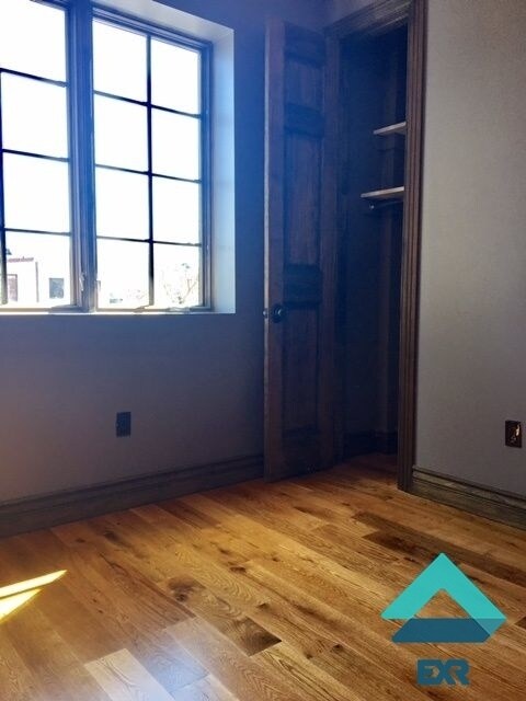 Foto del edificio - 32 Park St