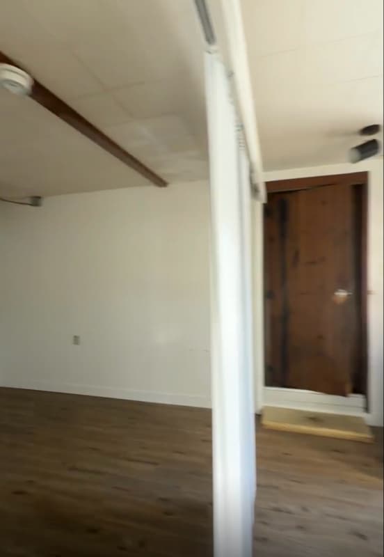 Foto del edificio - 231 Lakeside Ave