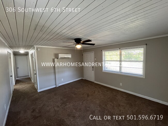 Foto del edificio - 306 SW 6th St