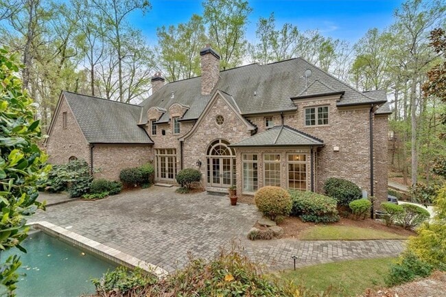 Building Photo - 115 Mount Paran Ridge