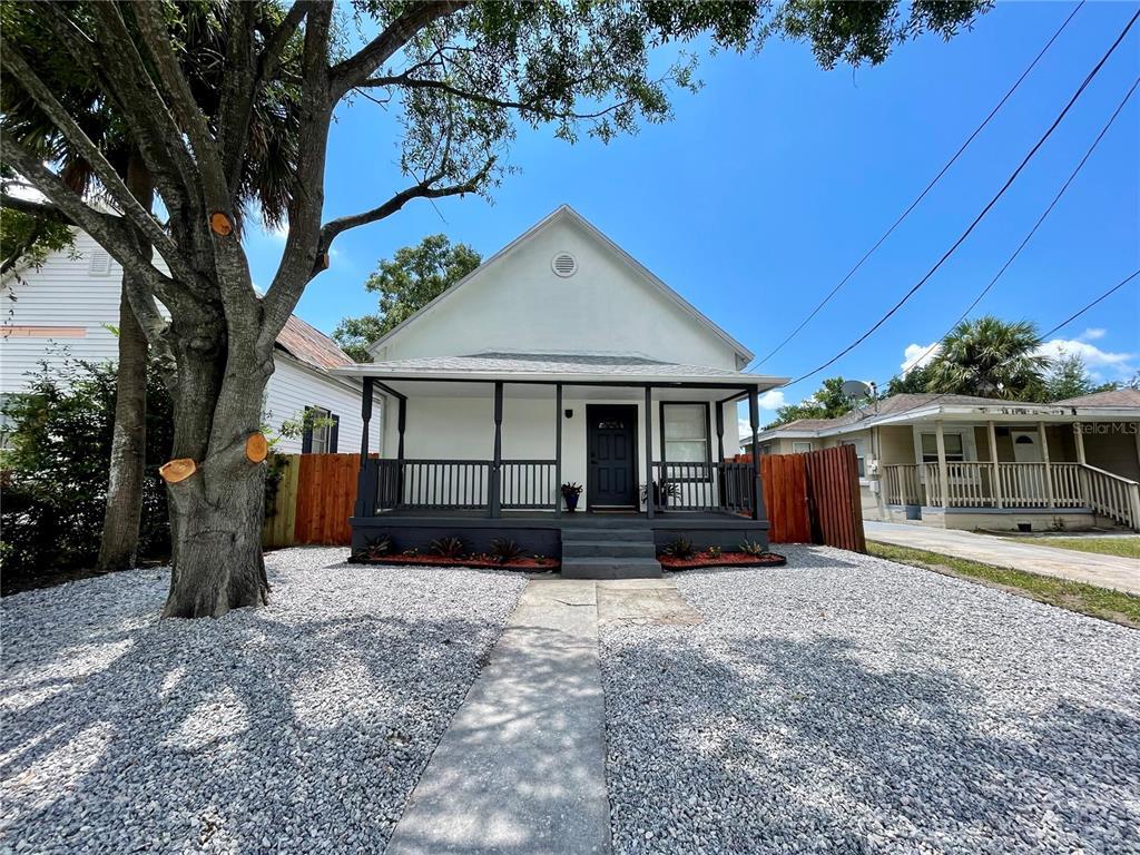 Primary Photo - 1106 W La Salle St