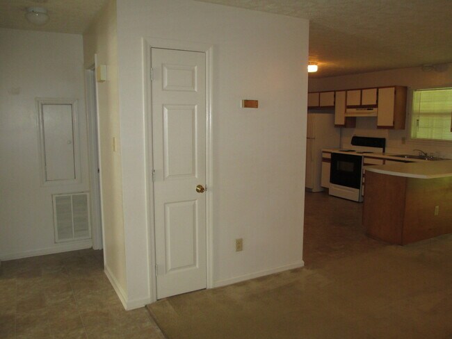 Building Photo - 49 F Mare Court