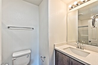 Building Photo - 1116 Tektite Ave