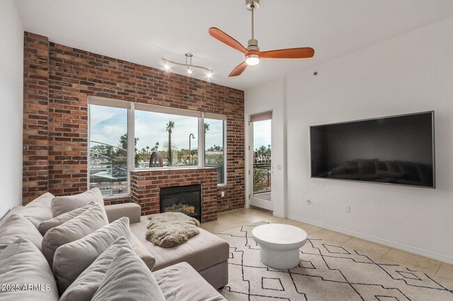 Foto del edificio - 2302 N Central Ave