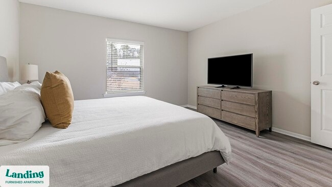 Building Photo - 3450 Manor Dr