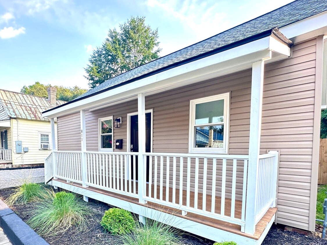 Photo - 811 Walnut St (Wilmington, NC)
