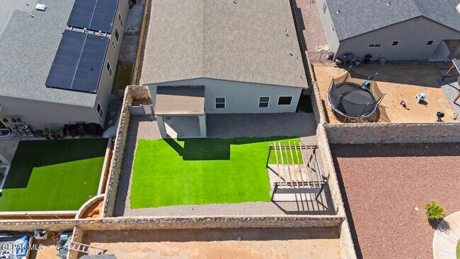 Foto del edificio - 13757 Villa Vista Ave