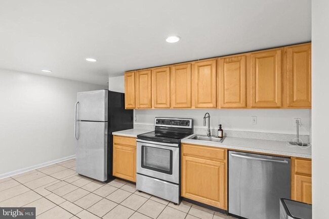 Building Photo - 607 Florida Ave NW