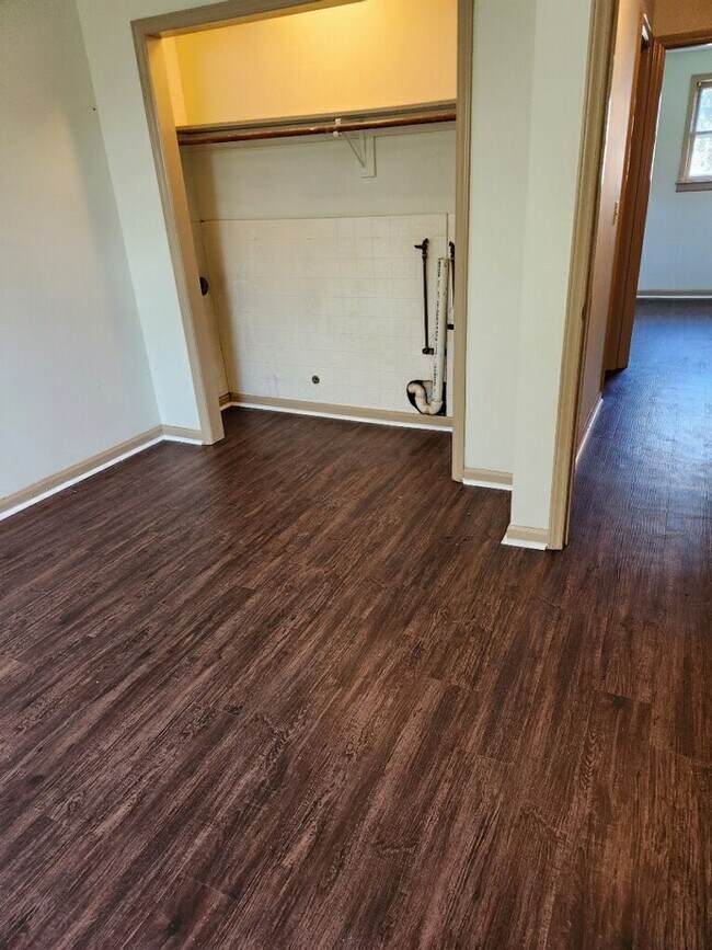 Foto del edificio - 1441 Cora Ln