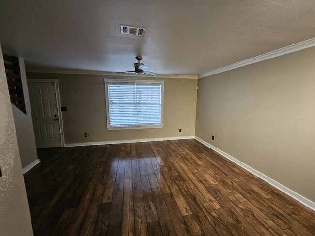 Foto del edificio - 1332 Ocala Rd