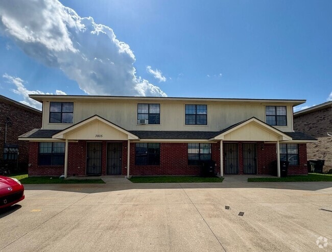 Building Photo - 3805 Ys Pak Ct