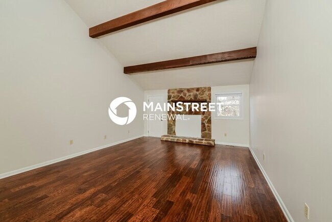Building Photo - 4 Bedroom Pet-Friendly Home in Winston-Salem, NC with Main Street Renewal