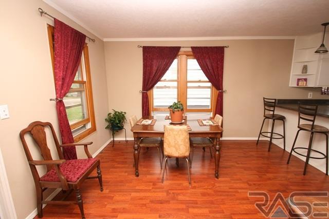 Comedor - 2313 South Duluth Avenue