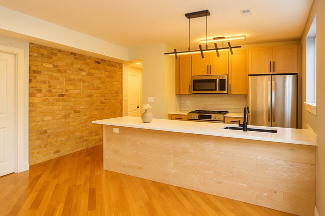 Foto del edificio - 5200 N Winthrop Ave