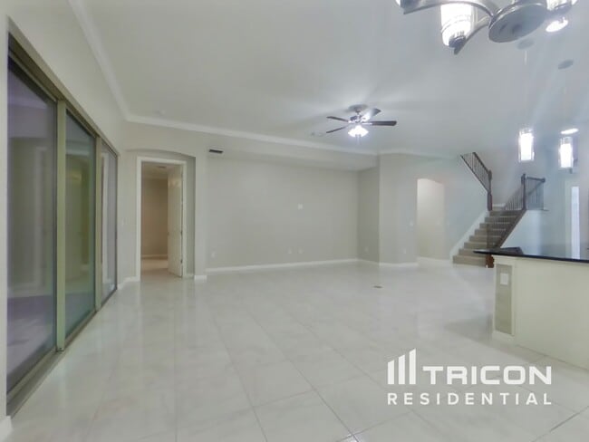 Building Photo - 115 Ventosa Pl