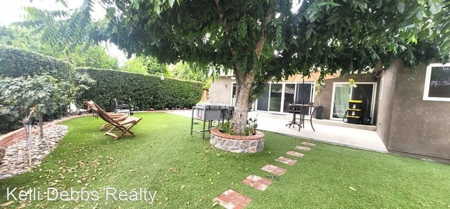 Building Photo - 4 br, 2.5 bath House - 10453 La Tuna Canyo...