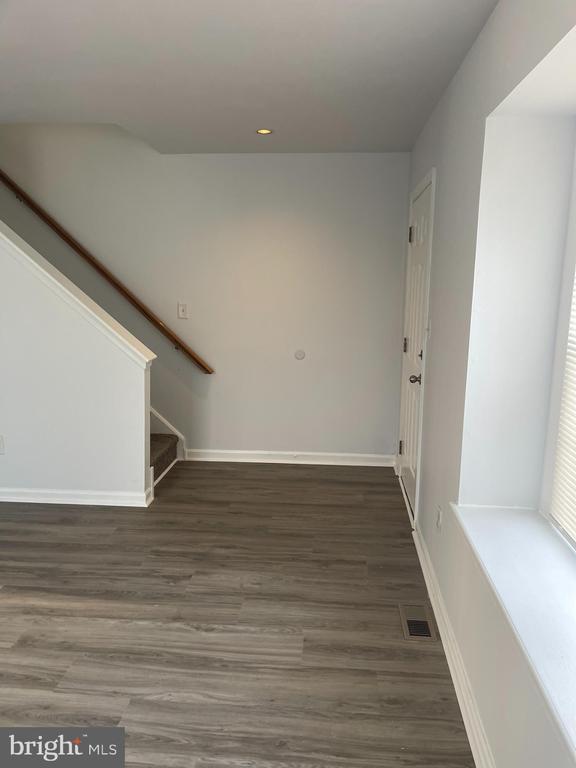 Foto del edificio - 288 Vincent Cir