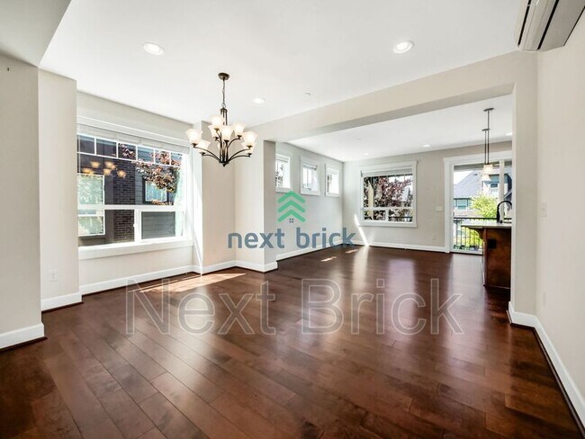 Foto del edificio - 1053 10th Ave NE