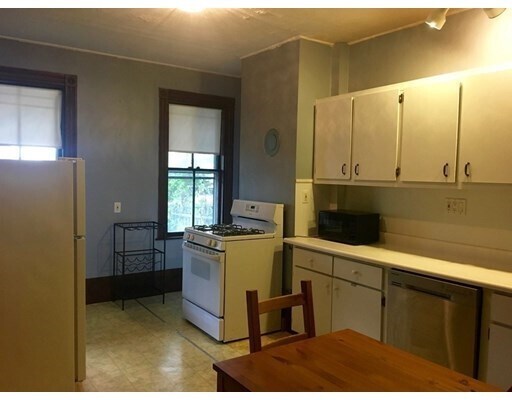 Foto del edificio - 403 E 7th St