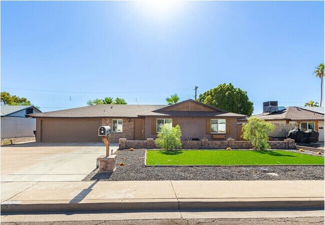 Building Photo - 2009 N 68th St