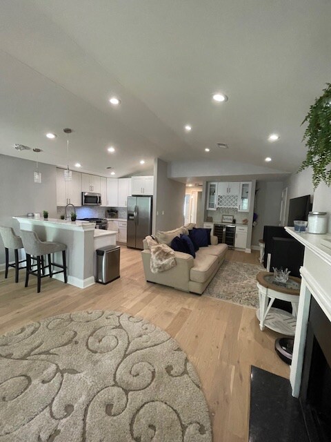 Foto principal - 428 Eagles Nest Way