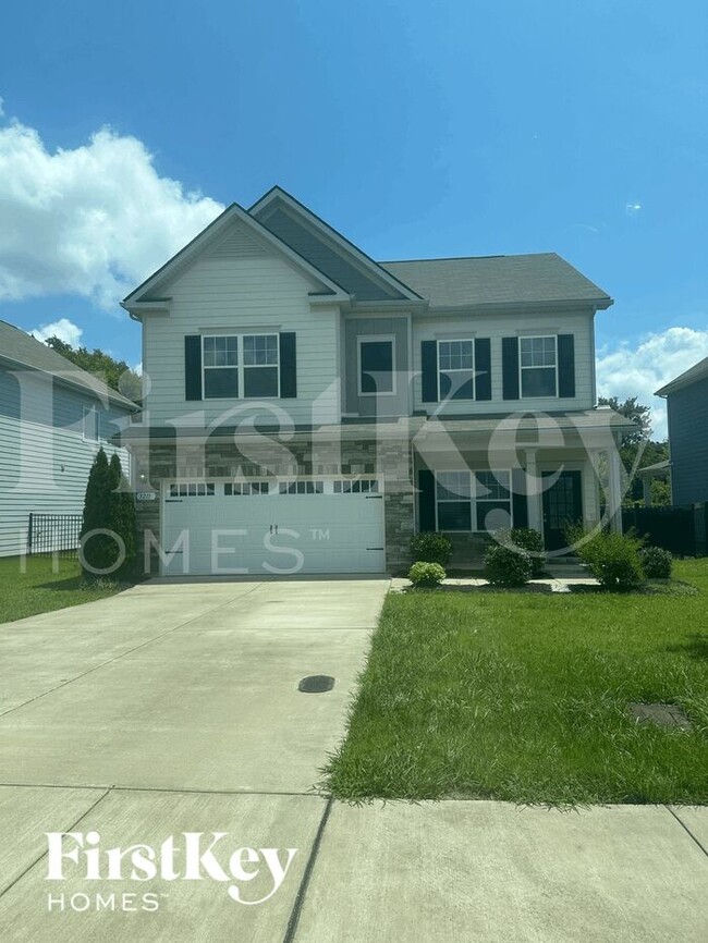 Building Photo - 3211 Briar Chapel Dr
