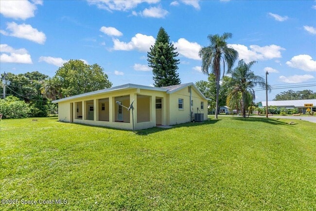 Building Photo - 1729 Trimble Rd