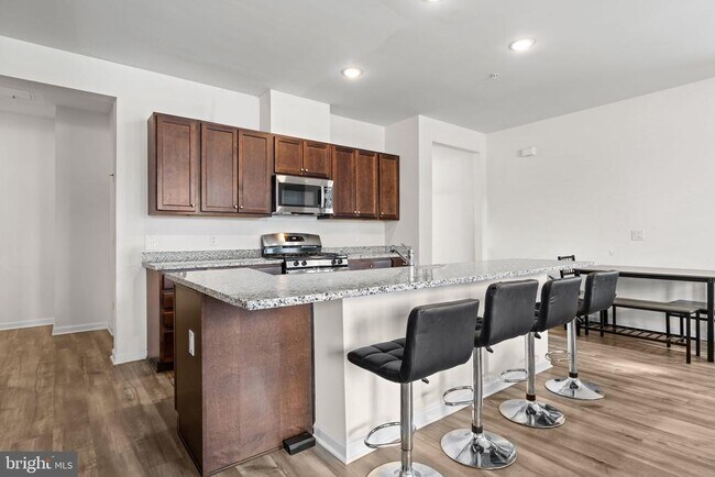 Foto del edificio - 228 Park Ln