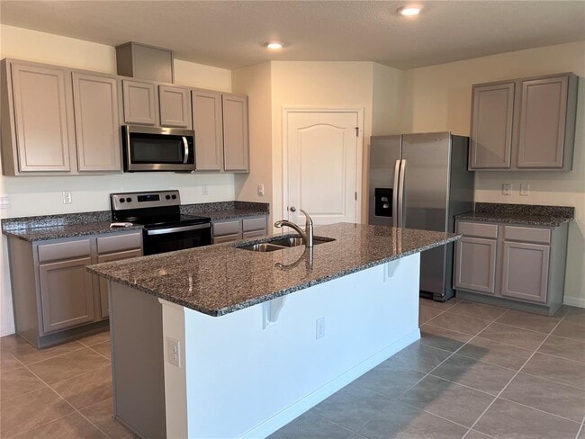 Building Photo - 2738 Swooping Sparrow Dr