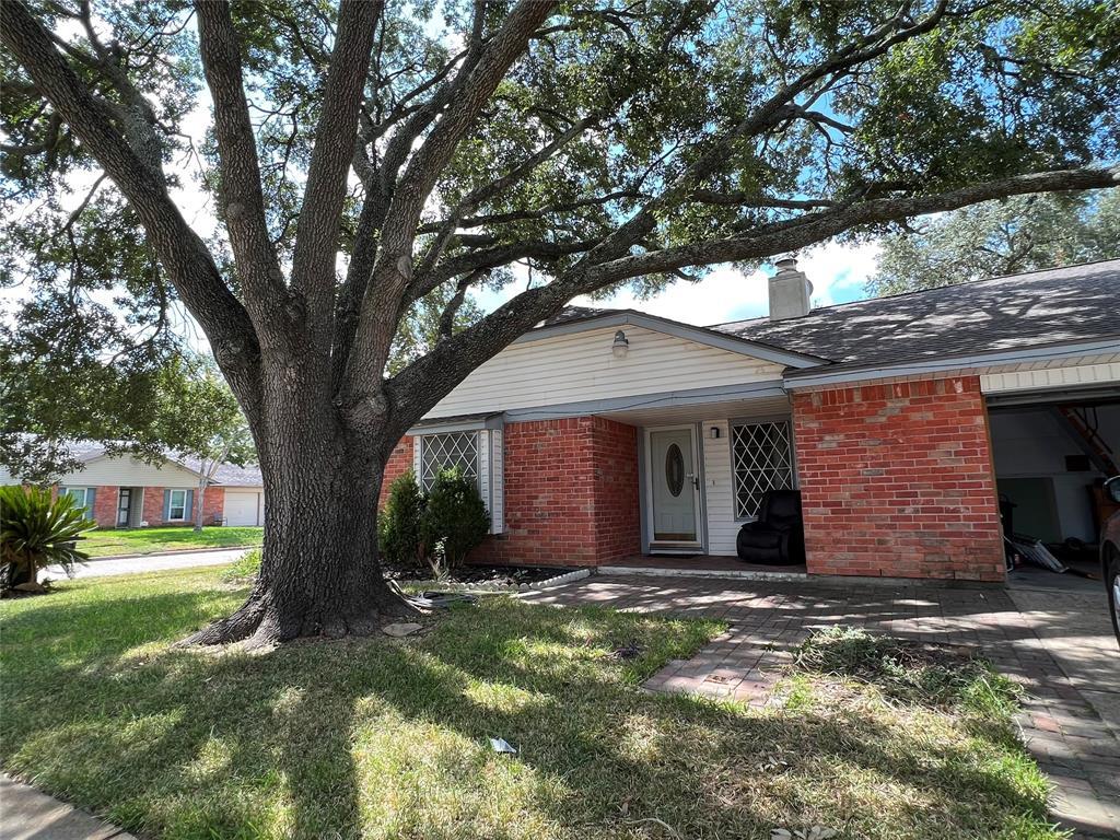 Primary Photo - 19603 Southaven Dr