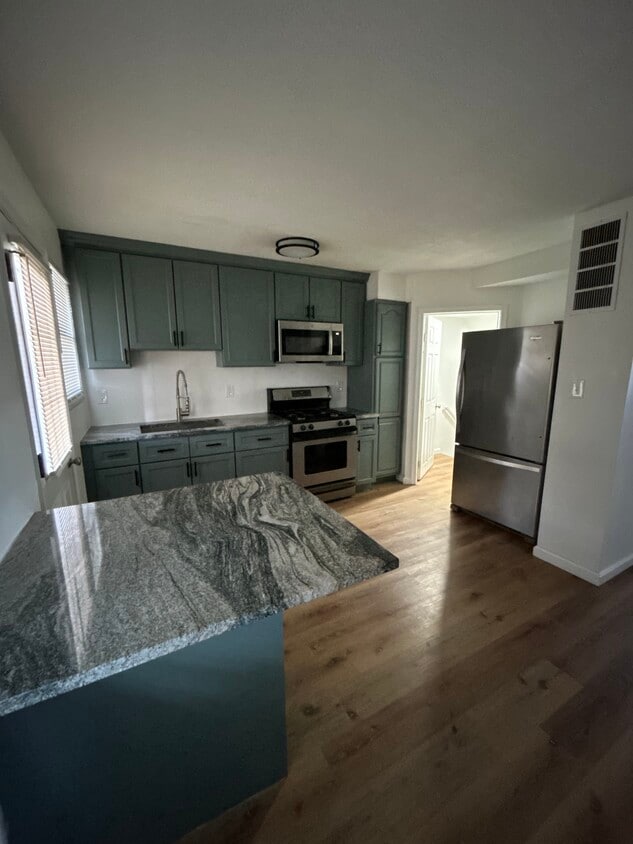 Photo - 8558 Willow Oak Rd-