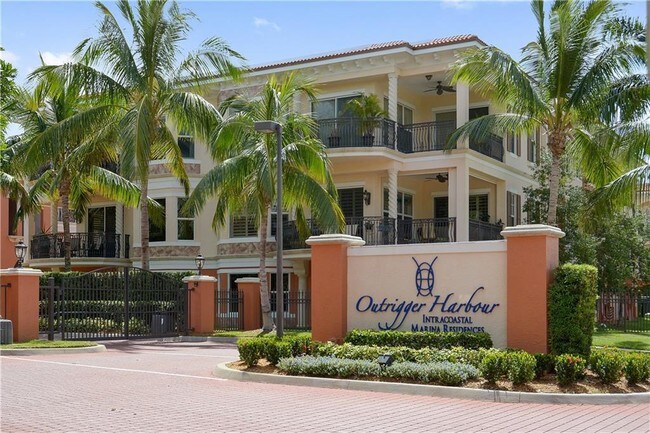 Building Photo - 1508 NE Outrigger Landings Dr