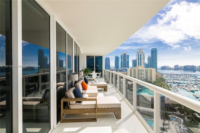Foto del edificio - 400 Alton Rd