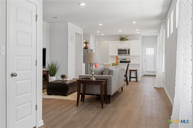 Building Photo - 149 Cutleaf