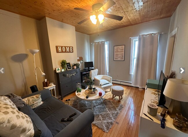 Foto del edificio - 62 I St