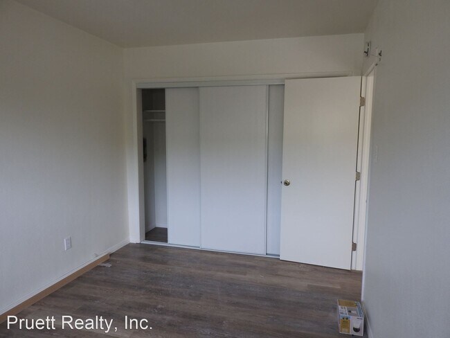 Building Photo - 4968 Muir Ave