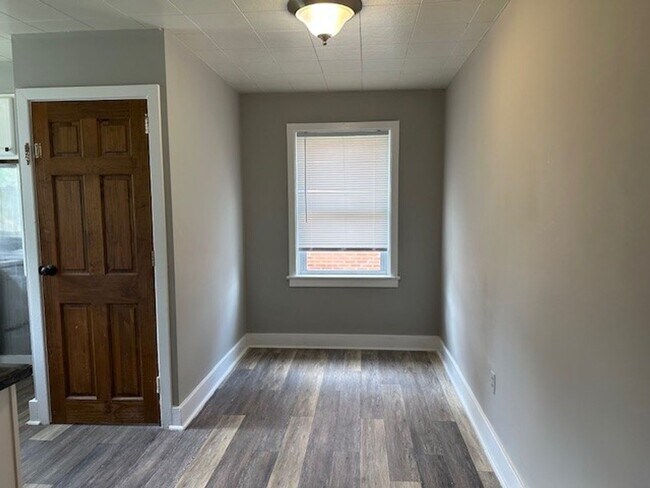 Foto del edificio - 112 S 16th St