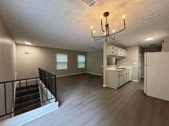 Building Photo - 662 Bellemeade Dr SW