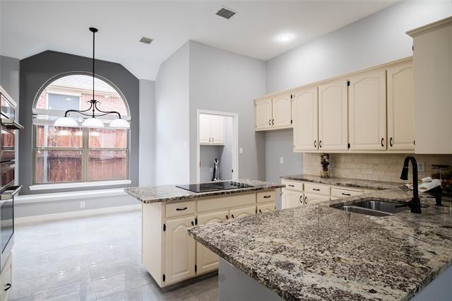 Building Photo - 4664 Cherokee Path