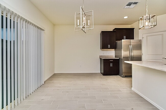 Building Photo - 7000 W Inkwood Ln