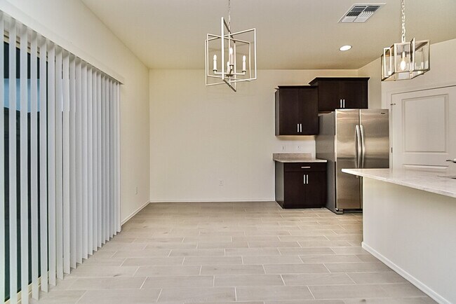 Foto del edificio - 7000 W Inkwood Ln