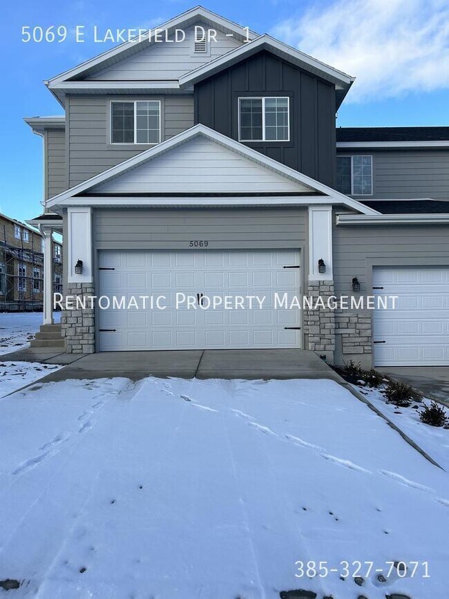 5069 E Lakefield Dr, Eagle Mountain, UT 84005 Townhome Rentals in