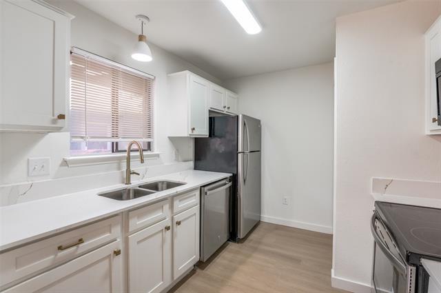 Foto del edificio - 5550 Spring Valley Rd