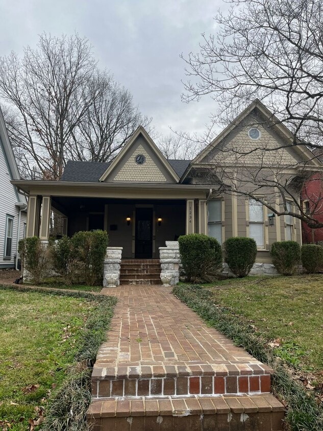 Primary Photo - 1234 Park St