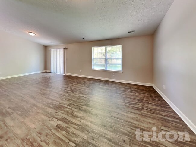 Building Photo - 12758 Sovereign Ln