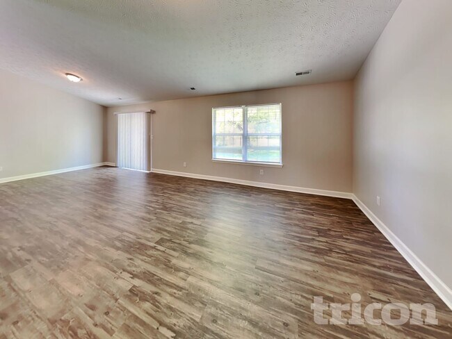 Foto del edificio - 12758 Sovereign Ln